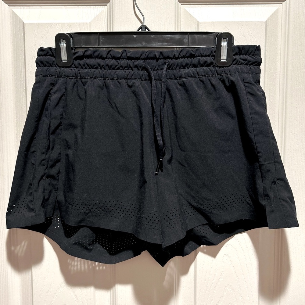 Athleta High Rise Run Shorts, Size 2